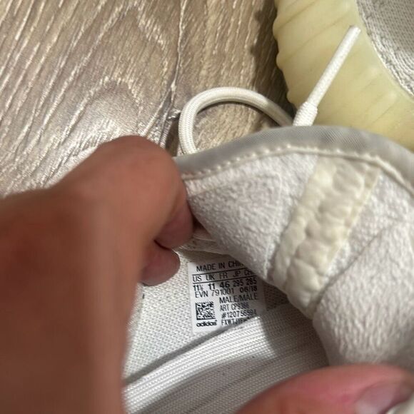Adidas Mens White Cream Yeezy Boost 350 V2 Athletic Sneaker Shoes‎ Size 11.5 main image 8